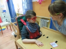 Mój dziadek ma na nosie okragłe okulary